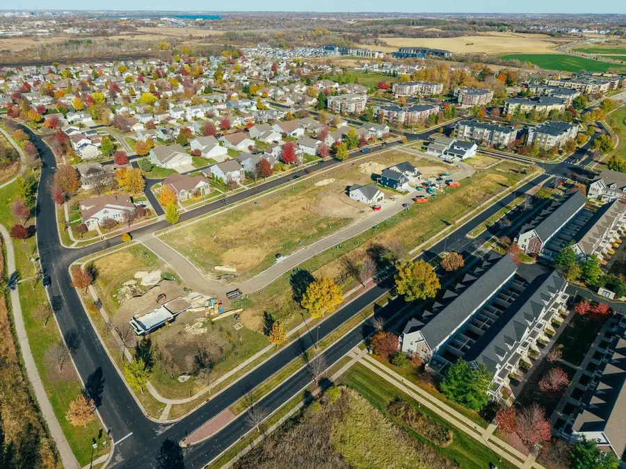 5238 E Cheryl Parkway, Fitchburg, WI 53711 - Image #3