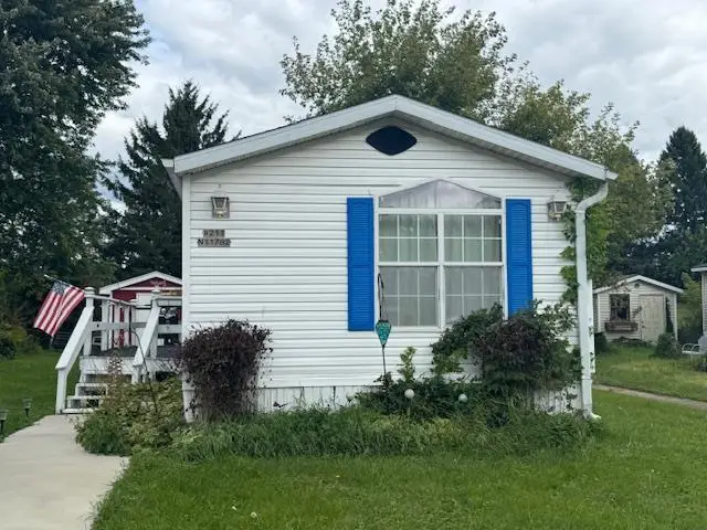 W211N11782 Hilltop Circle, Germantown, WI 53022 - Image #1