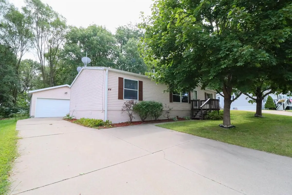 44 Terri Circle Drive, Holmen, WI 54636 - Image #1
