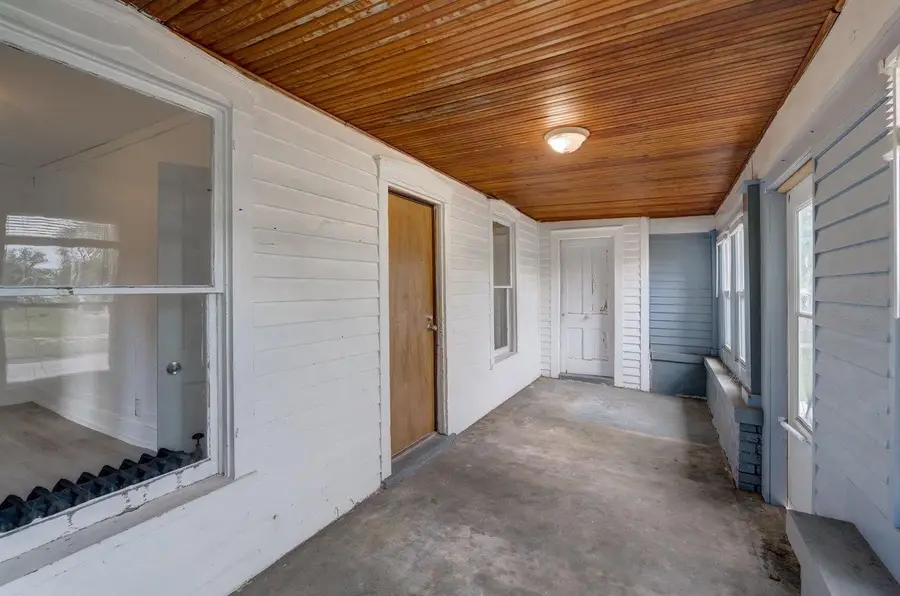 903 W Conger Street, Whitewater, WI 53190 - Image #3