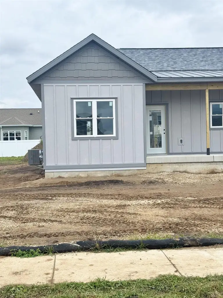 428 Chad Trail, Arlington, WI 53911 - Image #2