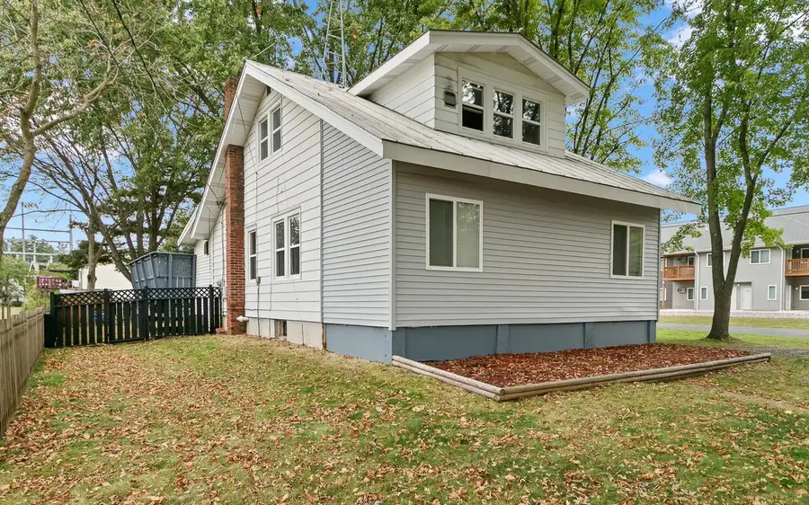 135 N Birney Street, Wisconsin Dells, WI 53965 - Image #2