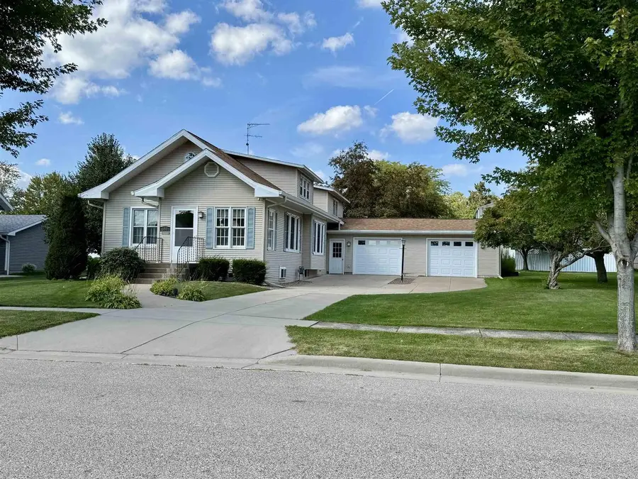 560 11th Street, Fennimore, WI 53809 - Image #3