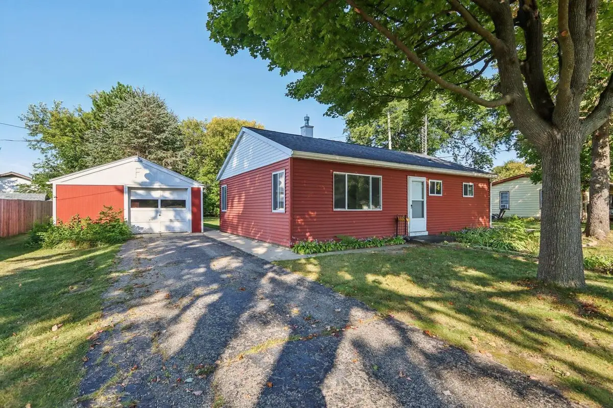 412 Hitchcock Street, Baraboo, WI 53913 - Image #1