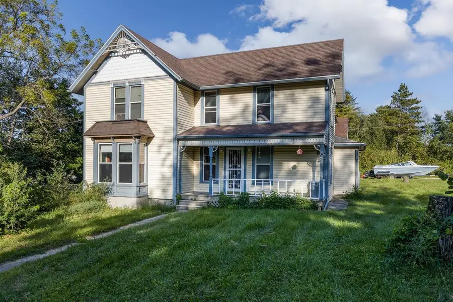 2831 S Lucas Street, Orfordville, WI 53576 - Image #2