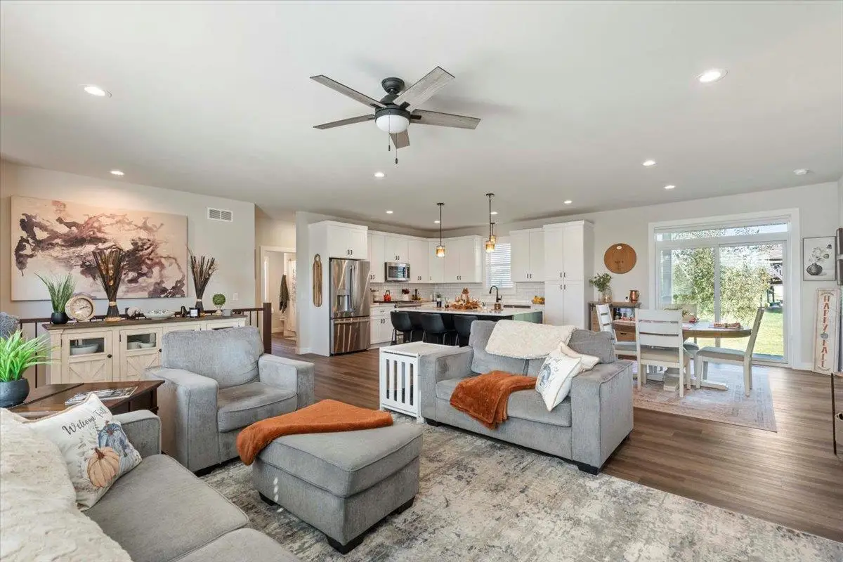 4133 Great Bridge Drive, Deforest, WI 53532 - Image #1