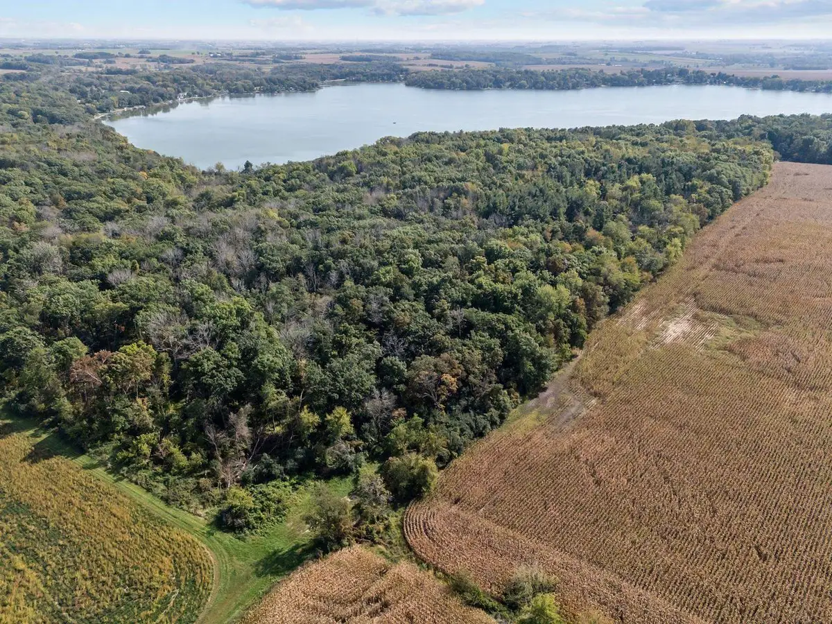 W2186 Eric Road, Markesan, WI 53946 - Image #1