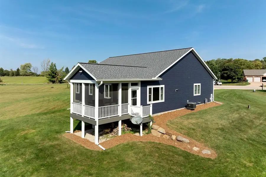 N4267 Cherokee Court, Markesan, WI 53946 - #3