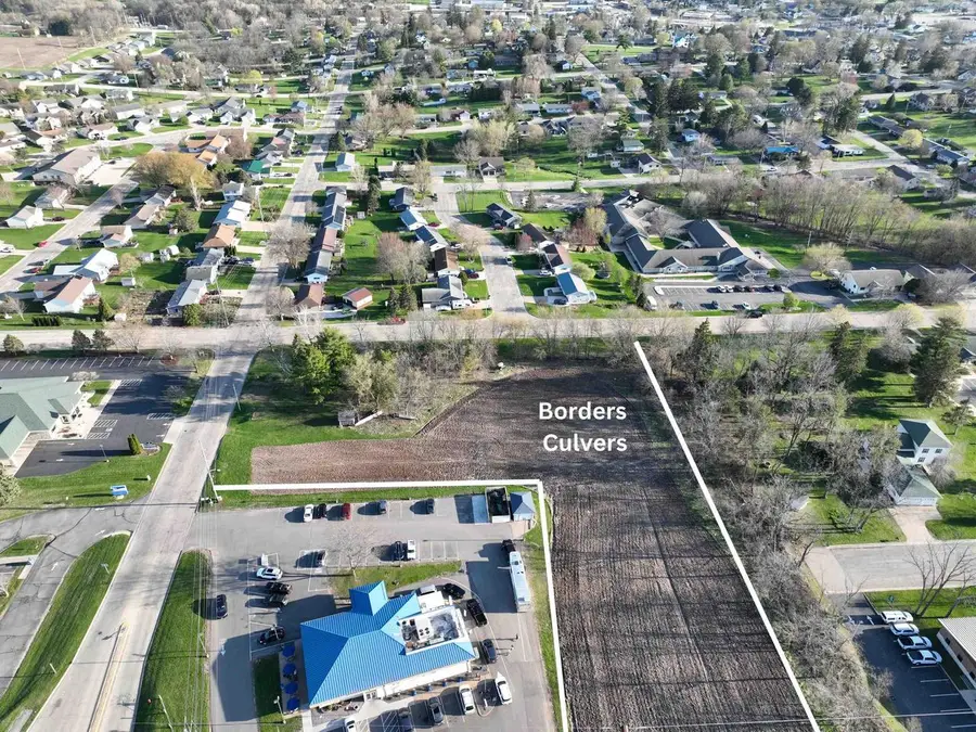 1114 N Johns Street, Dodgeville, WI 53533 - #2