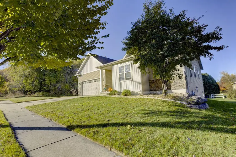 322 Cottage Lane, Deerfield, WI 53531 - Image #2