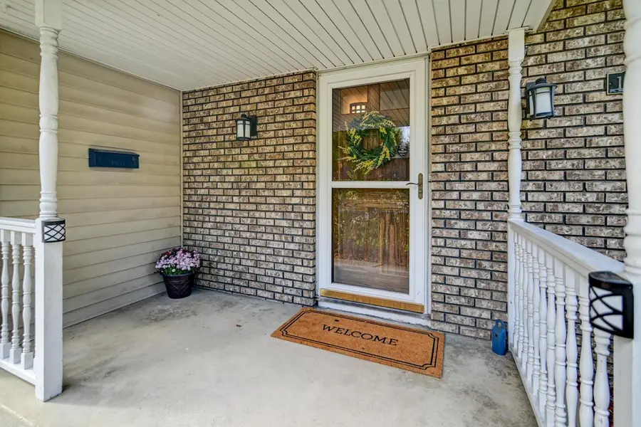 1618 Angel Crest Way, Madison, WI 53716 - Image #2