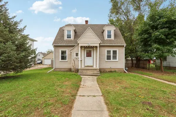 124 W Franklin Street, Portage, WI 53901