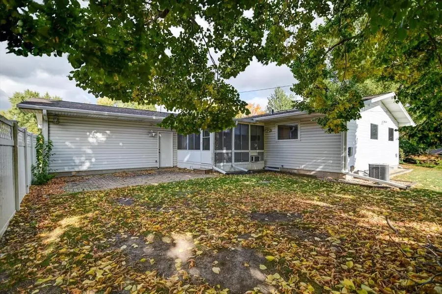 4609 Armistice Lane, Madison, WI 53704 - Image #3