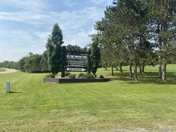 5 Walnut Trail, Wisconsin Dells, WI 53965