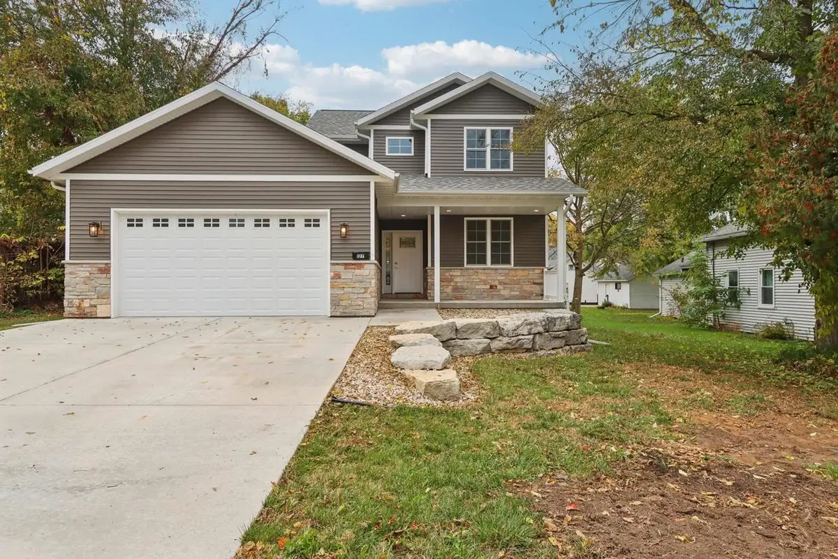 127 E Franklin Street, Portage, WI 53901 - Image #1