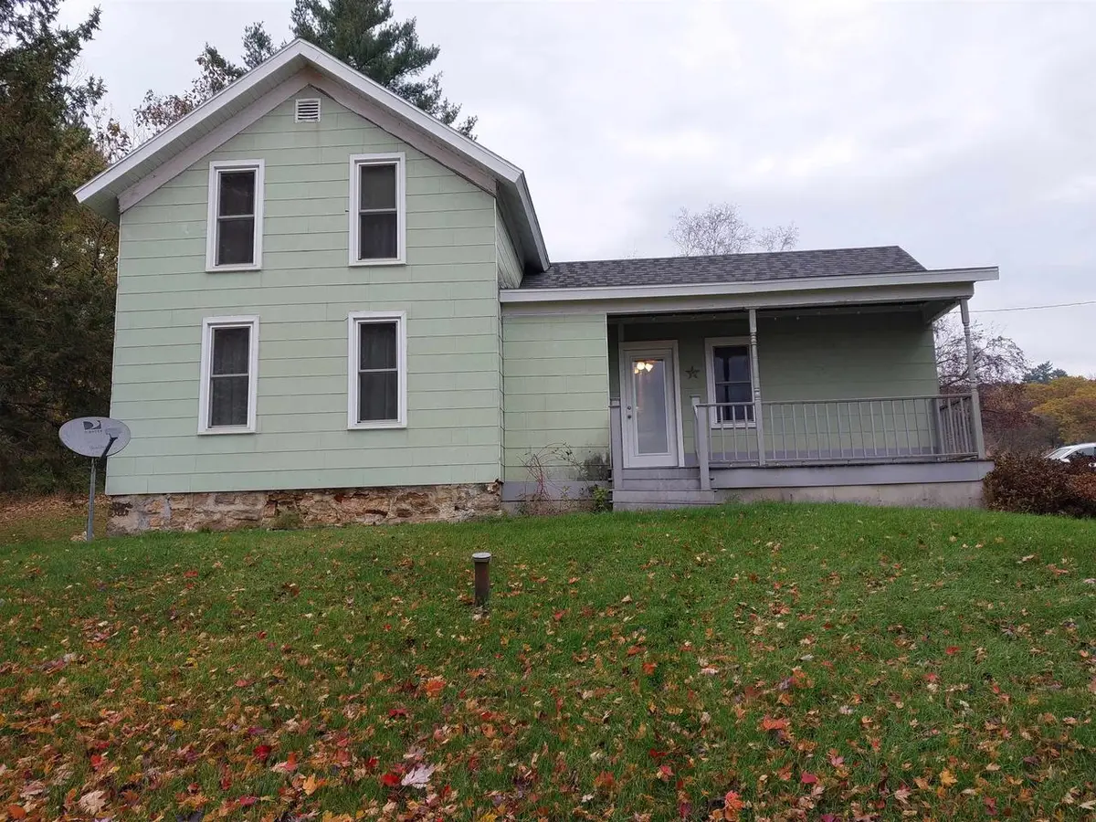 30228 County Hwy W, Elroy, WI 53929 - Image #1