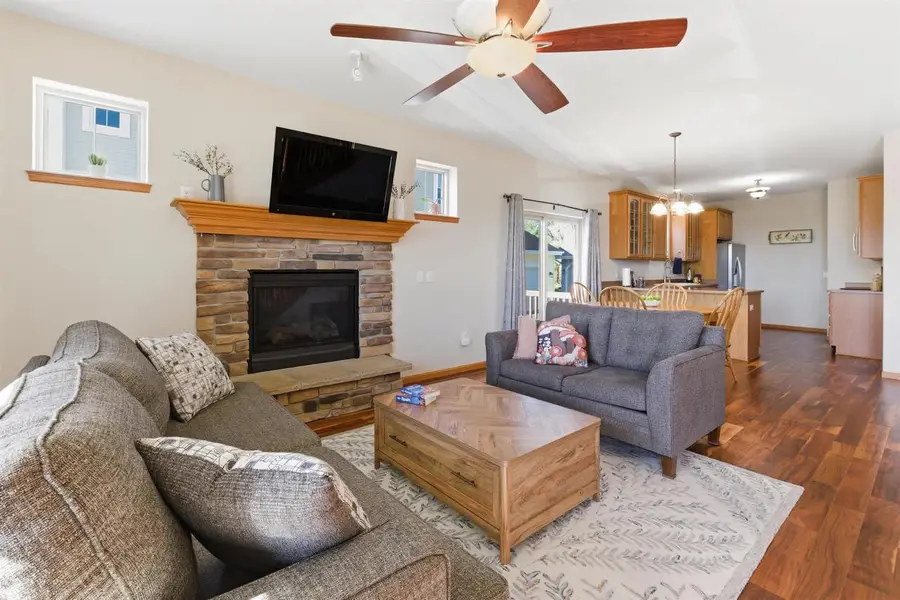 1046 Stonehaven Drive, Sun Prairie, WI 53590 - Image #3