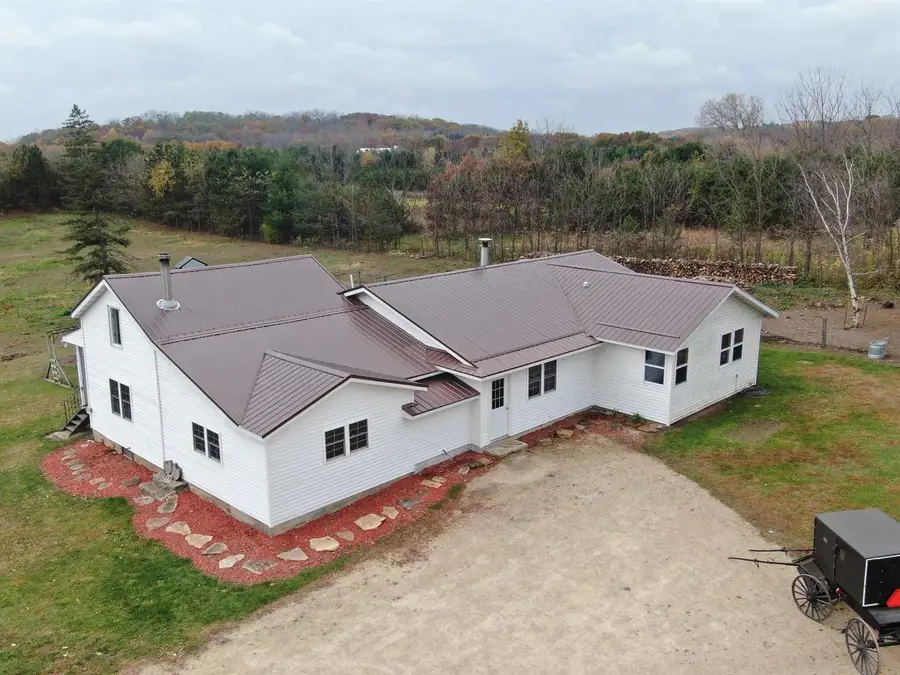 N9307 Old Highway 22 Road, Pardeeville, WI 53954 - #3