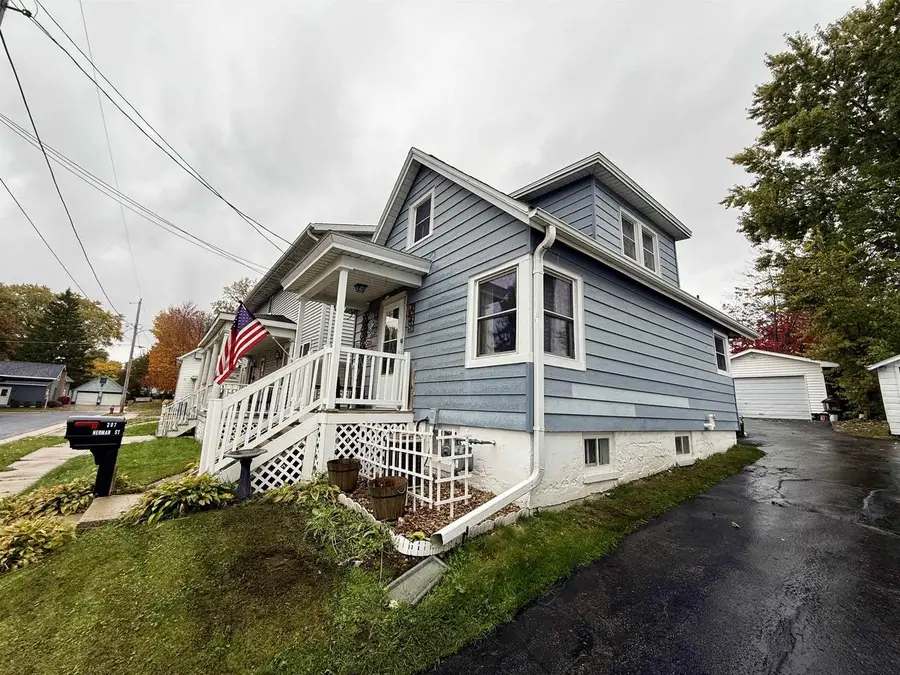 207 Herman Street, Watertown, WI 53098 - Image #2