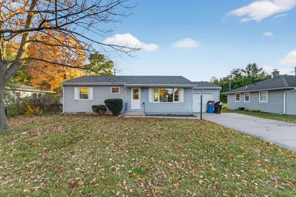 6829 Cooper Avenue, Middleton, WI 53562