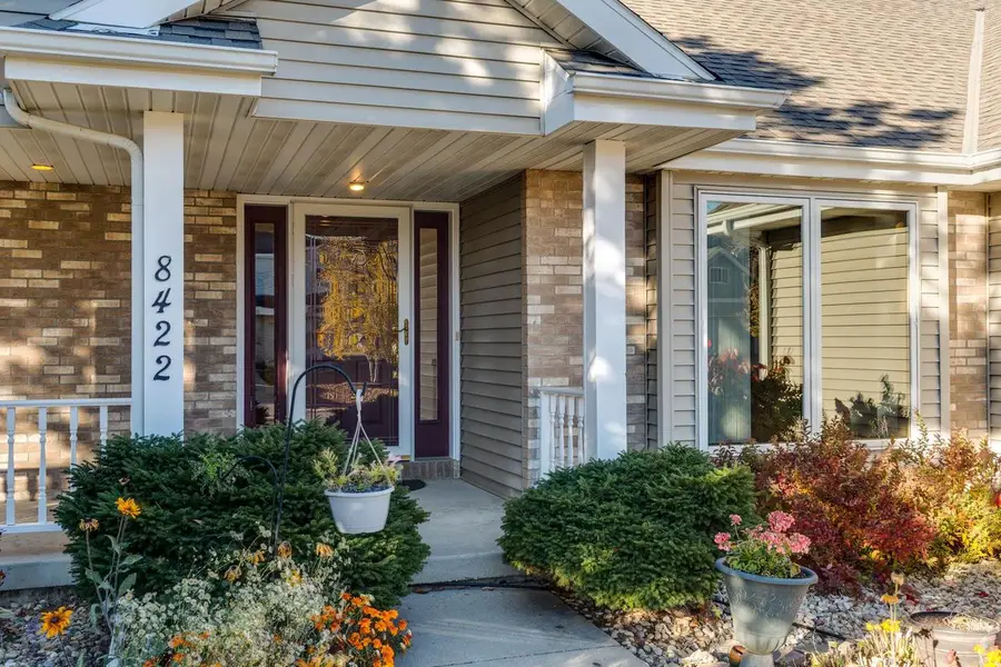 8422 Oakmont Drive, Madison, WI 53717 - Image #2