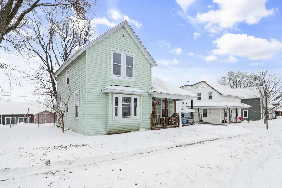 210 E Merrimac Street, Dodgeville, WI 53533 - Image #2