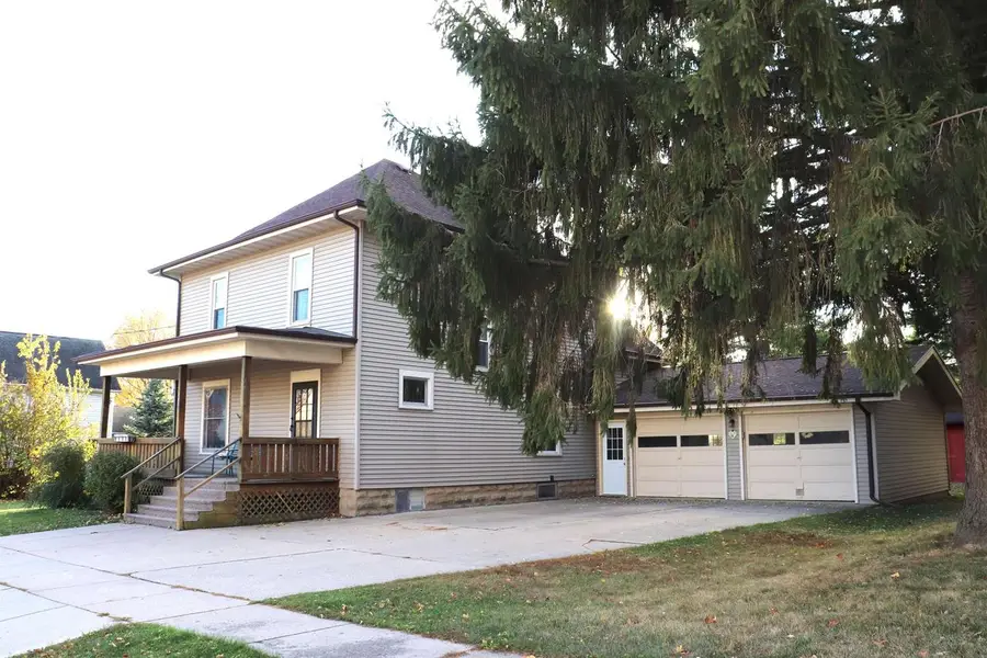 207 N Main Street, Orfordville, WI 53576 - Image #2