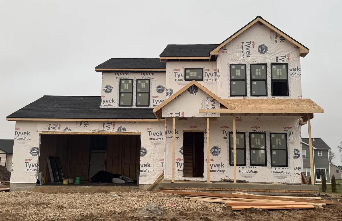 610 Clemens Drive, Arlington, WI 53911 - Image #1