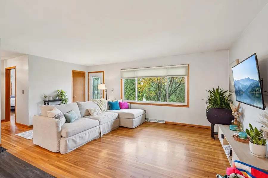 5223 Lacy Road, Fitchburg, WI 53711 - Image #2