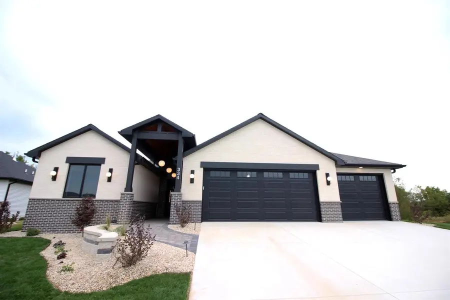 334 Ridge View Drive #30, Milton, WI 53563 - Image #2