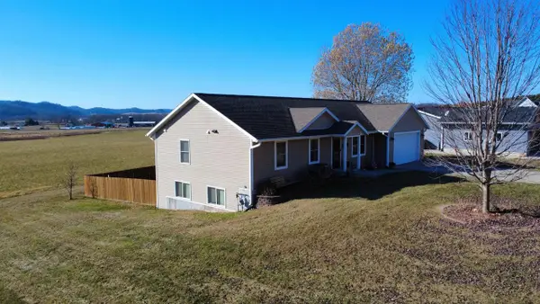 28414 Clary Lane, Richland Center, WI 53581