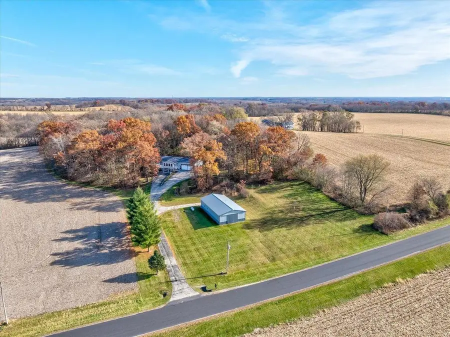 1736 Washington Road, Stoughton, WI 53589 - Image #3