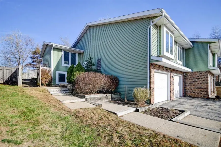 6842/6846 Chester Drive, Madison, WI 53719 - Image #2