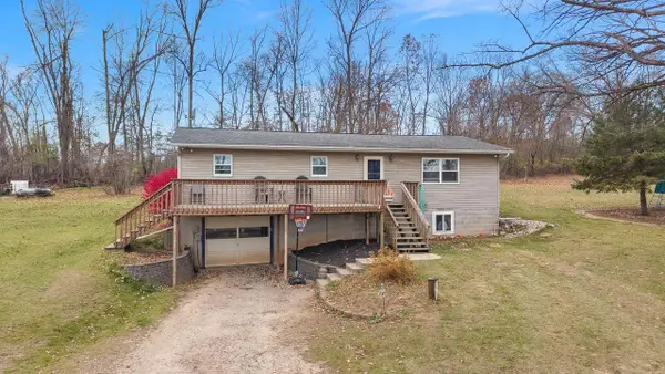 N3741 6th Road, Oxford, WI 53952