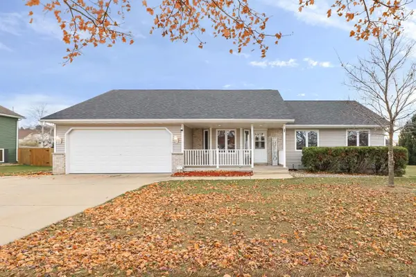 619 Birdie Lane, Poynette, WI 53955