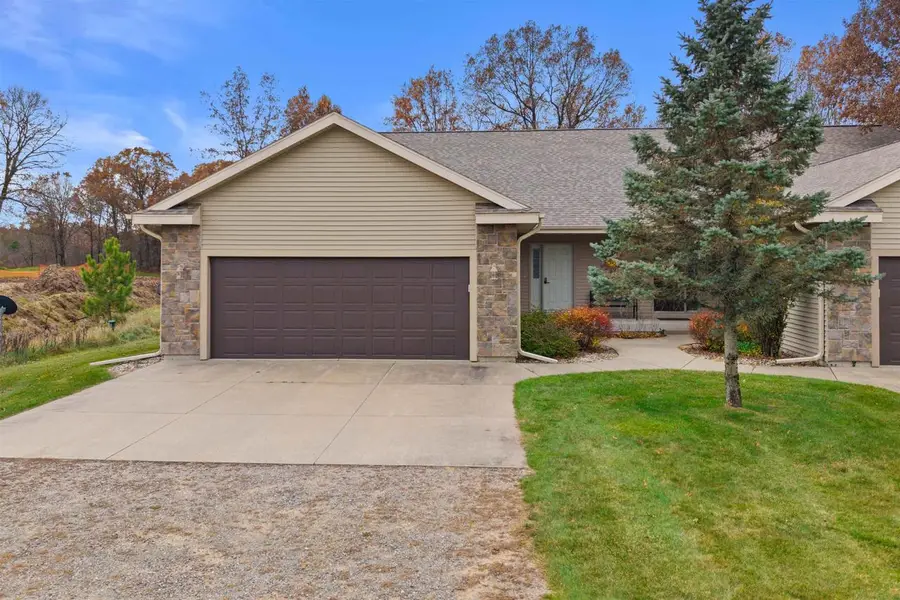 389 Cog Hill Court #6, Nekoosa, WI 54457 - Image #2