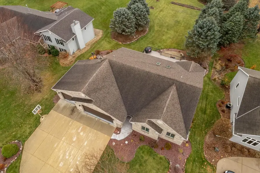 952 Bedford Drive, Janesville, WI 53546 - Image #3