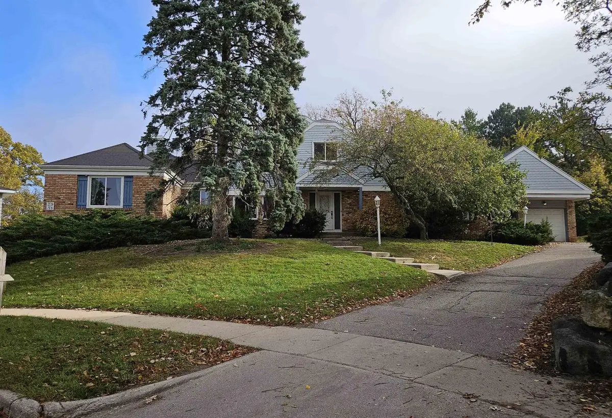 25 Cornado Court, Madison, WI 53719 - Image #1