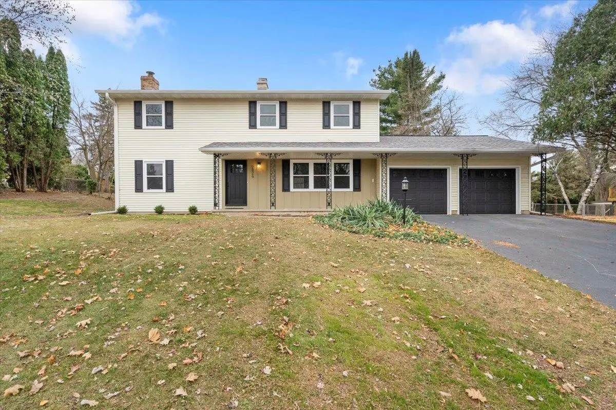 2826 Grandview Boulevard, Madison, WI 53713 - Image #1