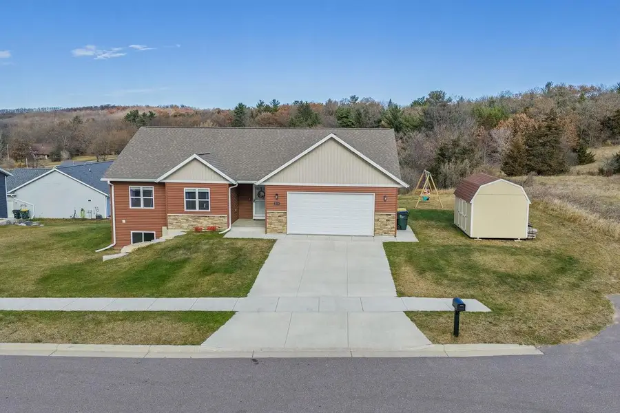 2131 Woodland Trail, Reedsburg, WI 53959 - Image #2
