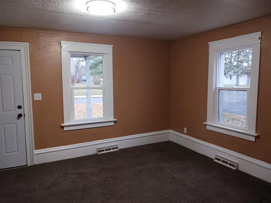 112 E Church Street, Orfordville, WI 53576 - Image #3