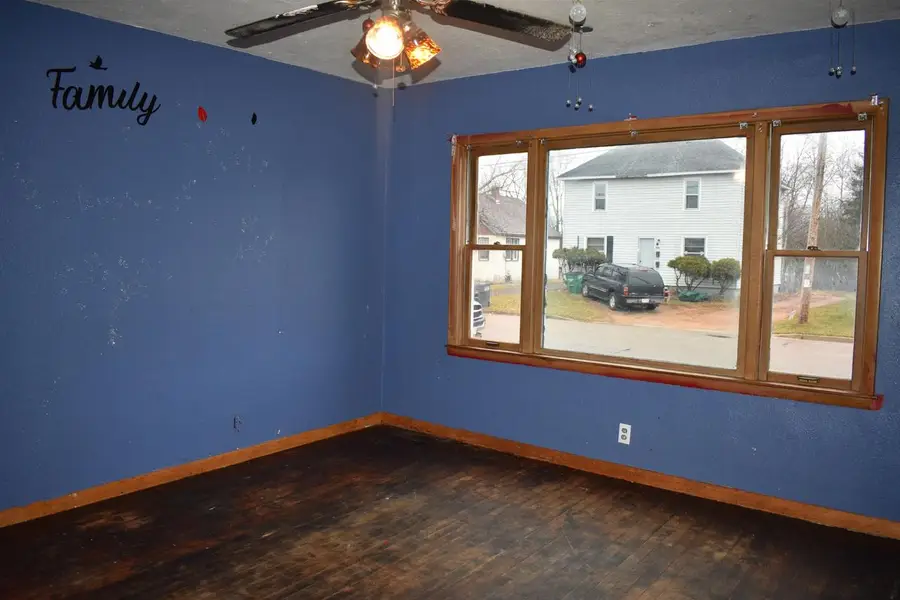 821 N 10th Avenue, Wisconsin Rapids, WI 54495 - Image #3