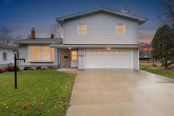 202 Wisconsin Street, Wonewoc, WI 53968