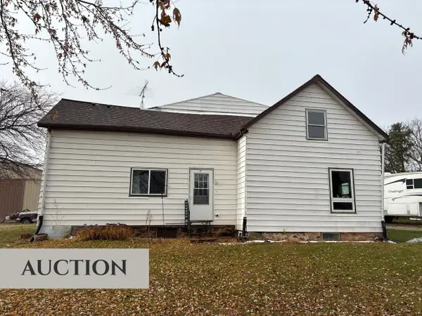 N9170 Schultz Road, Van Dyne, WI 54979