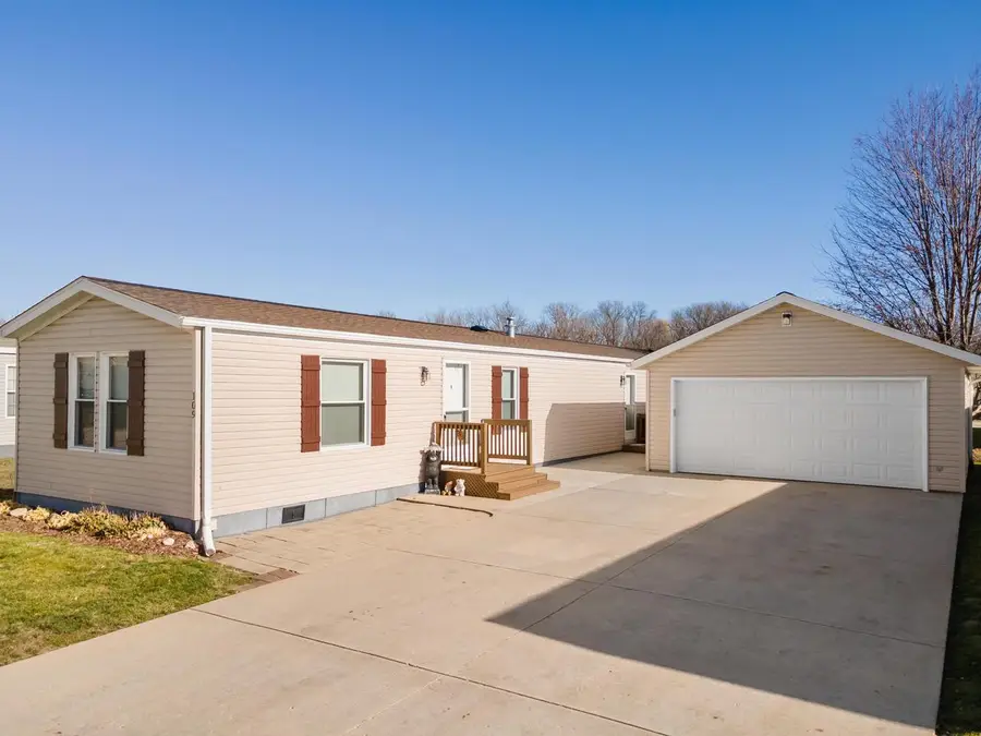 897 E Lake Street #109, Lake Mills, WI 53551 - Image #2