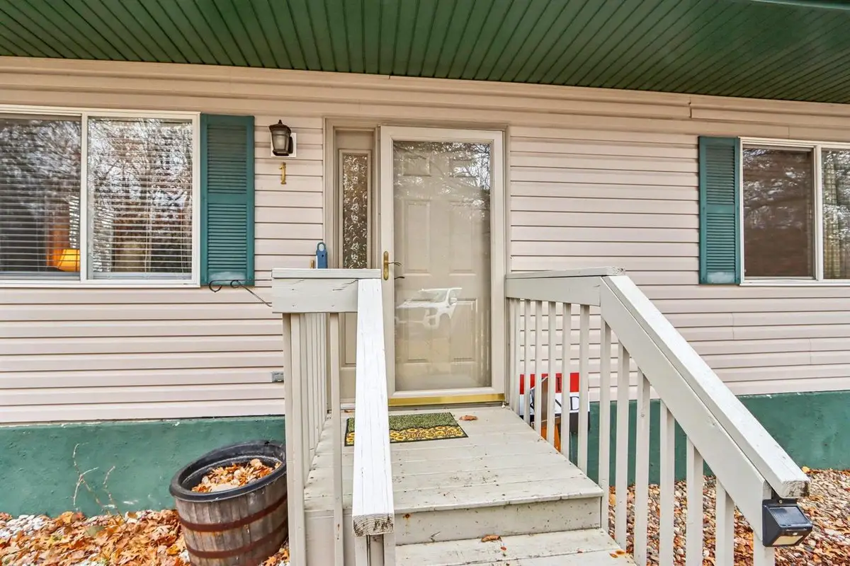 S6185 Bluff Road #1, Merrimac, WI 53561 - Image #1