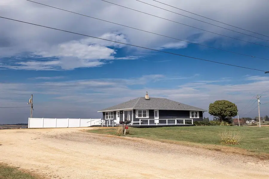 674 County Road O Road, Mineral Point, WI 53565 - Image #3