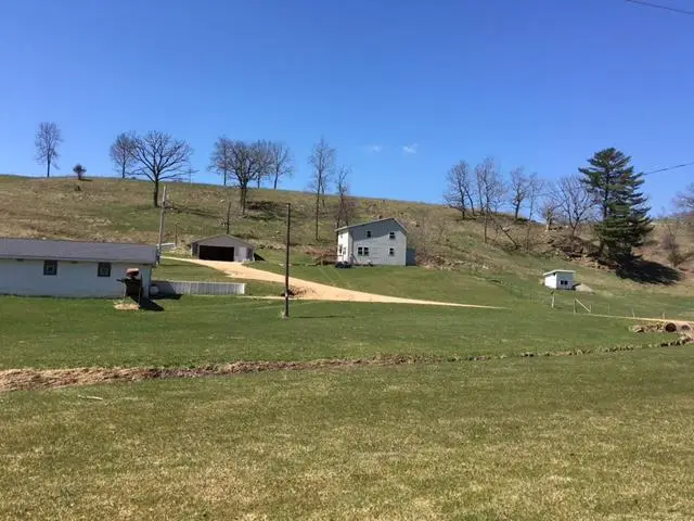 1906 Squirrel Hill Road, Hollandale, WI 53544 - Image #2