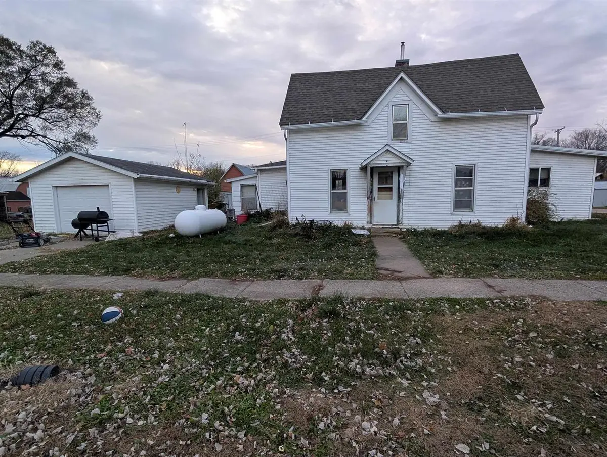 325 S Burlington Avenue, Bagley, WI 53801 - Image #1