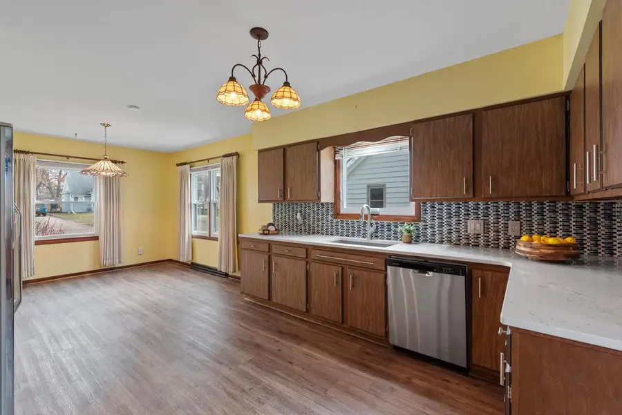 724 Mac Arthur Drive, Beaver Dam, WI 53916 - Image #2